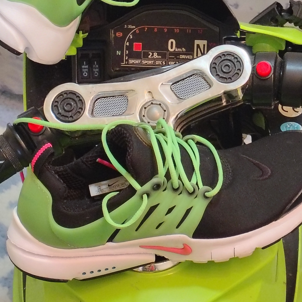 Nike Air Presto Black/Volt Green w/ Pink Swoosh – Size ? (Street Energy Edition)